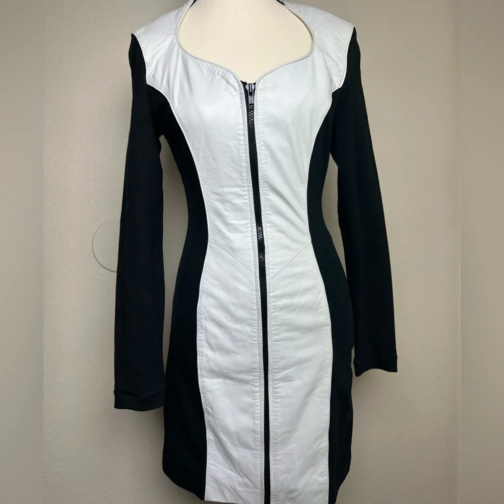 LEATHER BY WILSON Rare 1980s vintage dress size small - Picture 3 of 10